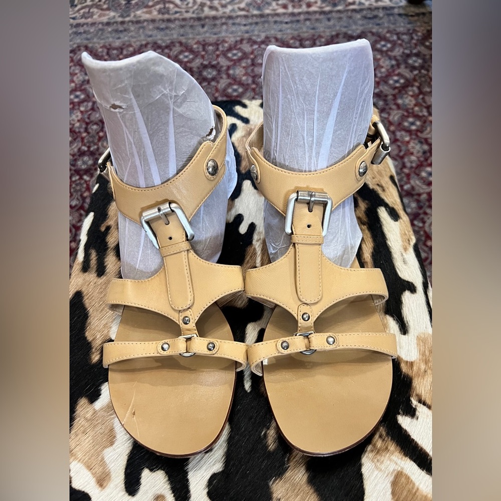 Giuseppe Zanotti Tan Leather Buckle Sandals